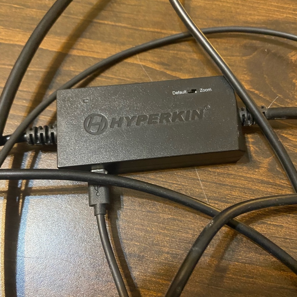 Hyperkin PSP to HD TV adapter